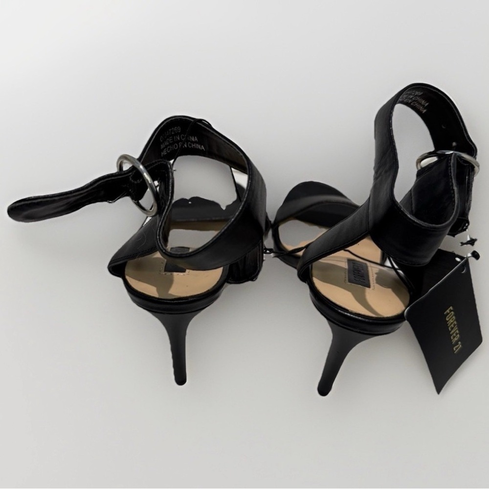 Nwt black strap high heel sandals size 6.5 - Picture 2 of 5